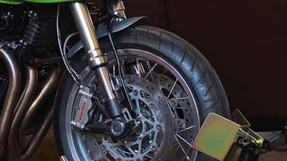 1991 Kawasaki Zephyr 750 | November Motorcycle Customs